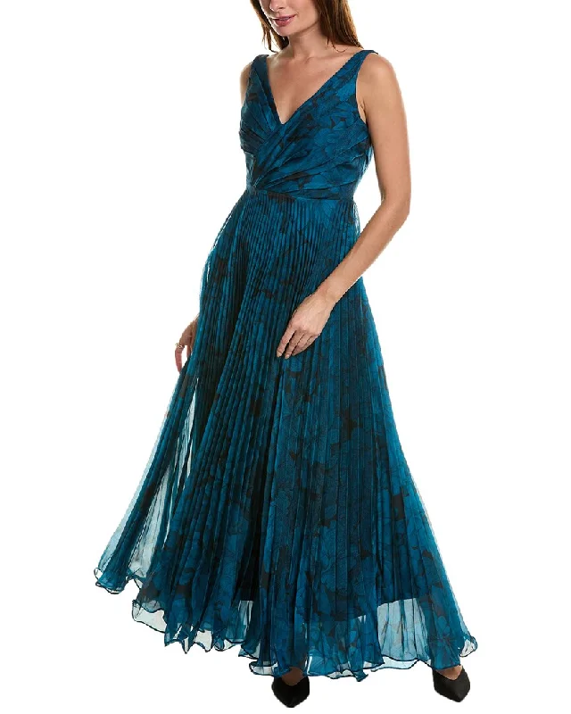 Formal Dress for Oscar NightsTaylor Pleated Organza Gown