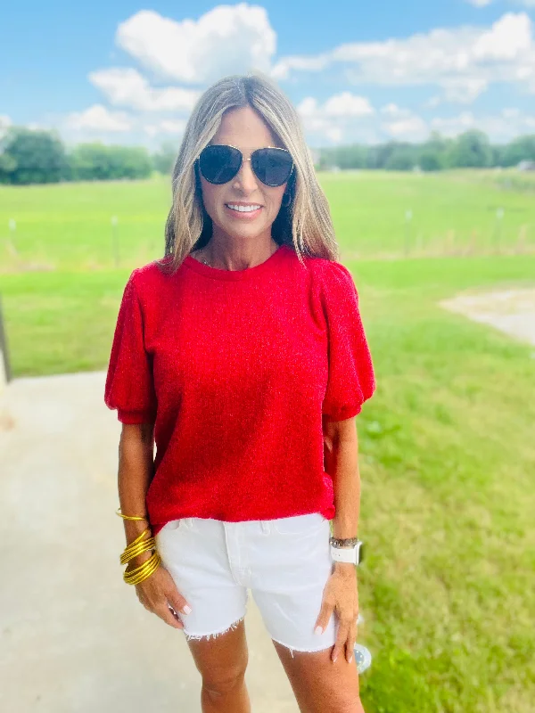 women's tops for those who want to stay on top of the latest fashion trends and wear pieces that are both stylish and on-trendTAKE YOUR TIME TOP- RED